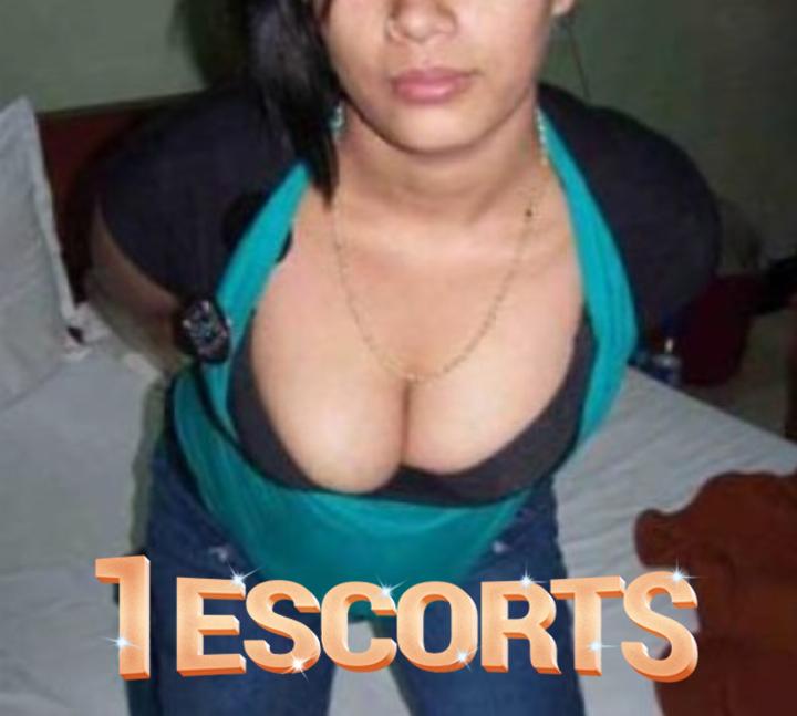 Lucknow Call girls Ph numbers Bhabhi Escorts Services Housewife -2