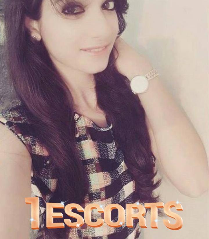 Sex in unthinkable positions Kanpur EscorTs Kanpur Call Girl Escort Service -1